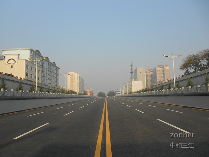 五一東路穿越南同蒲線立交橋工程
